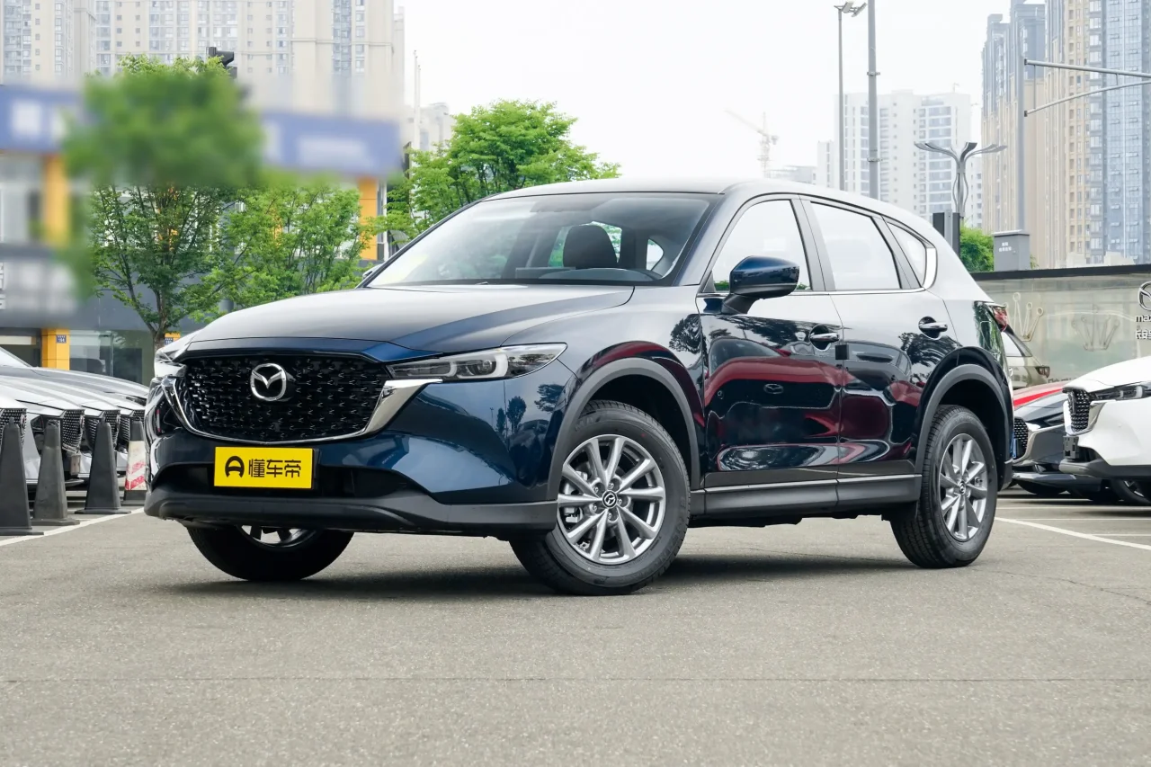 Mazda CX-5 из каталога автомобилей